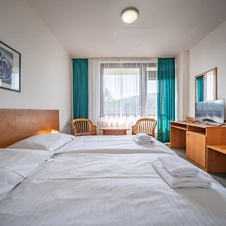 Hotel Adamantino لوهاكوفيس المظهر الخارجي الصورة